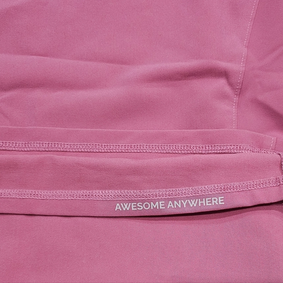 Rare Figs Bretten Slim Crewneck scrub Top F'ing Pink Limited Medium - Picture 9 of 13